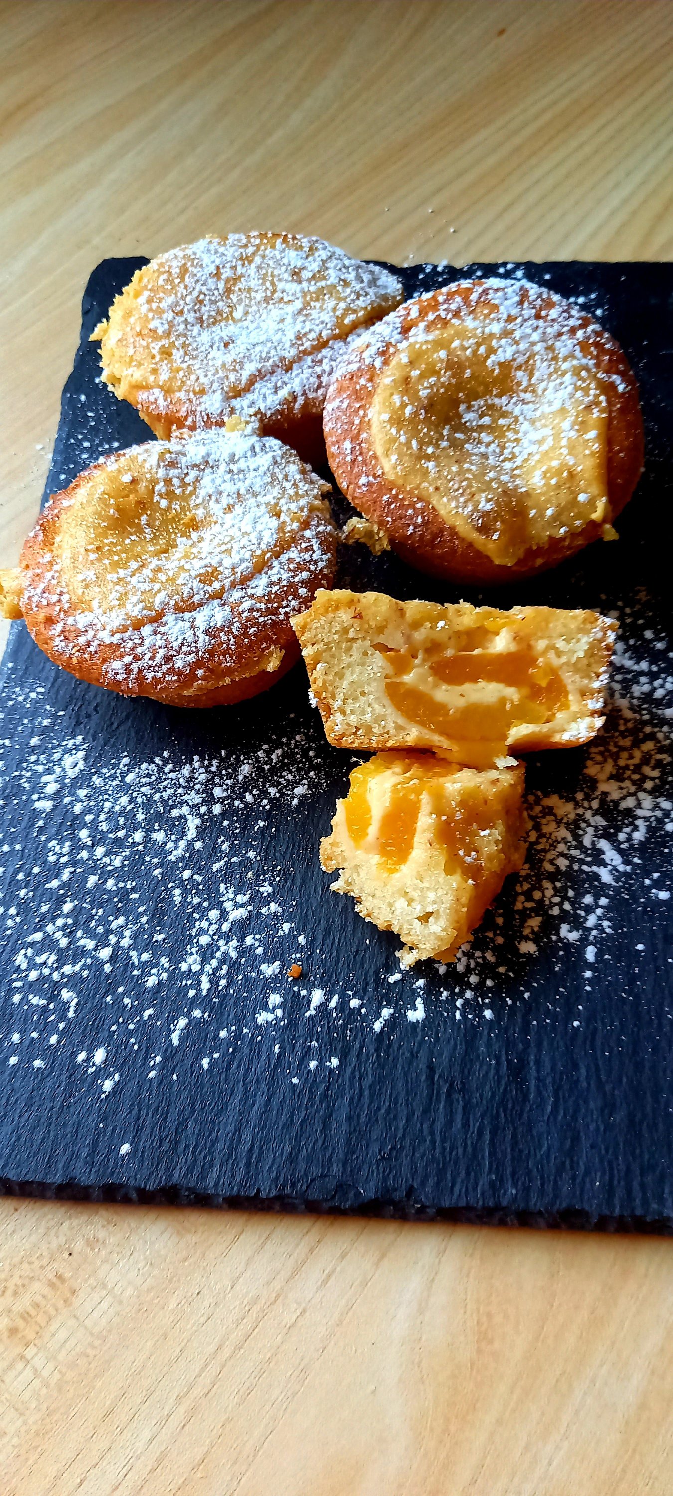 Aprikosen-Muffins mit Mascarpone-Haube – Lisaskuchentraum